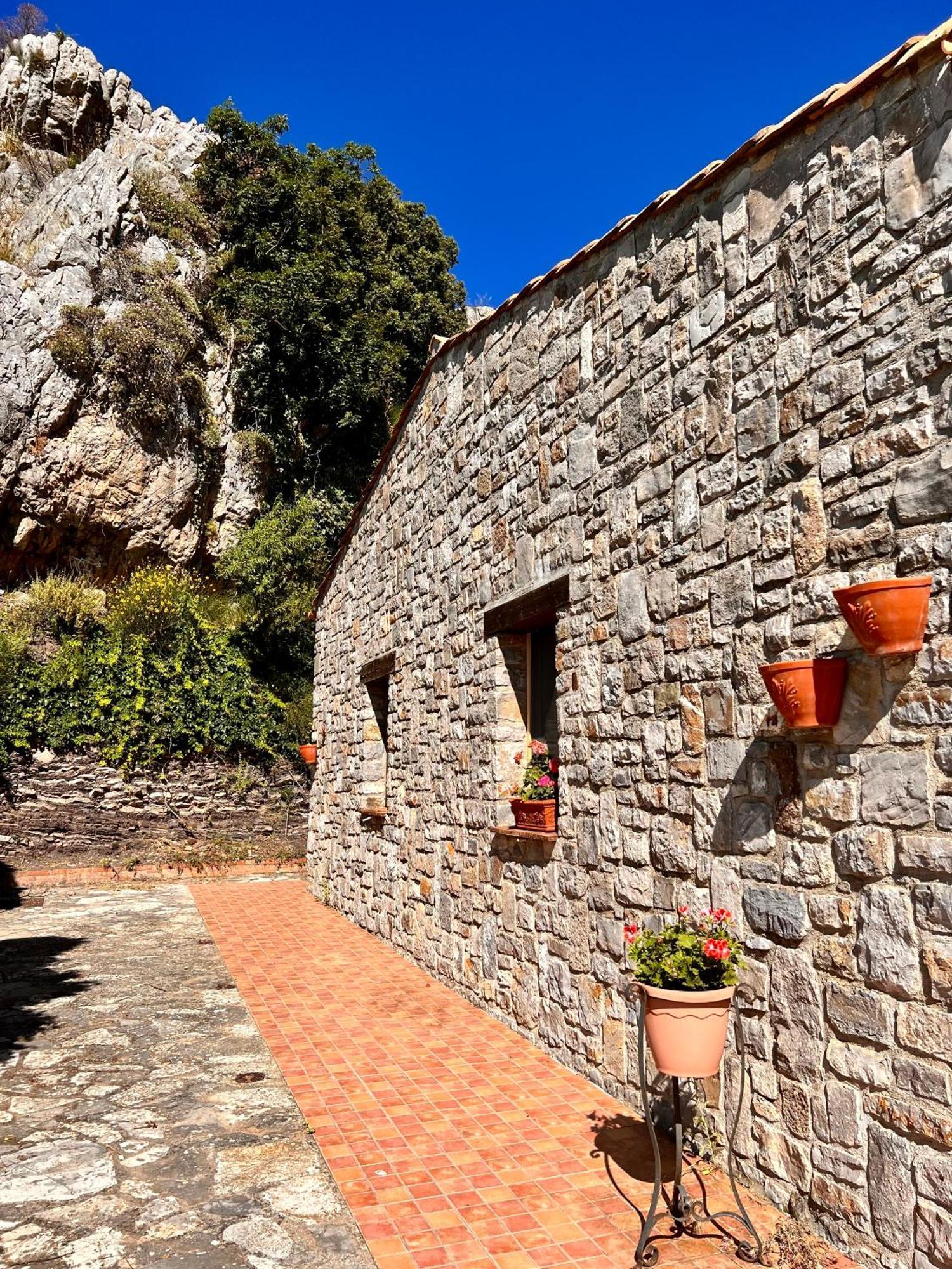 Mandra Chiusilla Villa Collesano Bagian luar foto